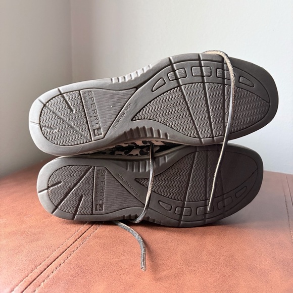 Sperry Hikerfish Leather Boots - Picture 7 of 8